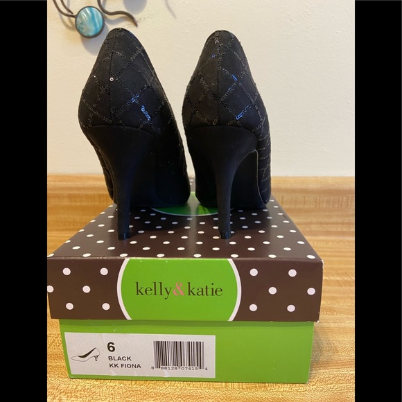 Worn Once! Sexy Sequined Pump by Kelly & Katie - Picture 6 of 8